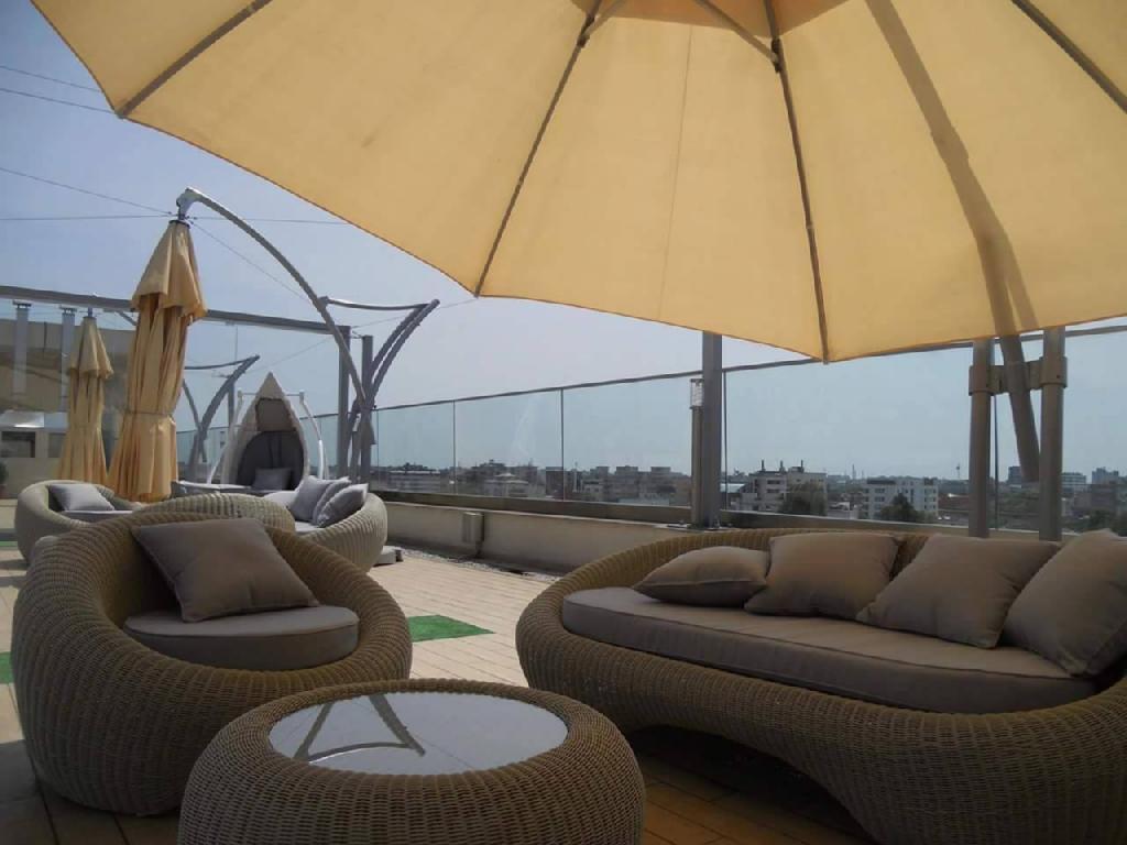 Marshal Garden Hotel Bucureşti Ngoại thất bức ảnh The Sky Bar