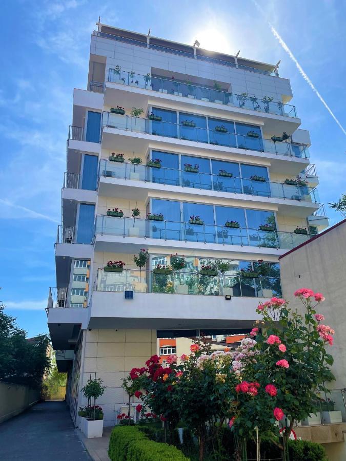 Marshal Garden Hotel Bucureşti Ngoại thất bức ảnh The building of the Embassy of the Republic of Korea in Belgrade